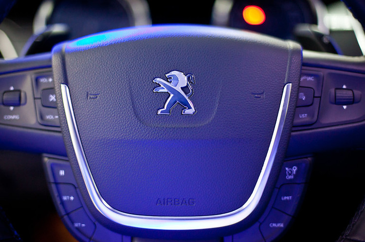 Fiat Chrysler та PSA Peugeot оголосили про злиття Fiat Chrysler та PSA Peugeot оголосили про злиття