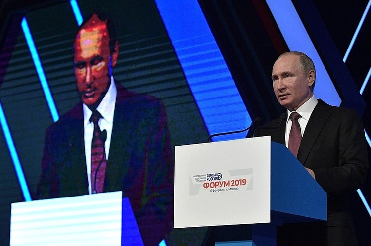 Владімір Путін «Донбас порожняк не гонить»: Путін заявив,що Україна має припинити діяти з ОРДЛО «силою»