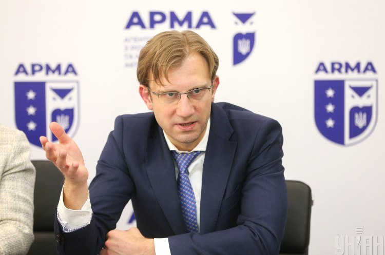 Антон Янчук, Ексголова АРМА подав до суду на Кабмін через звільненя з посади