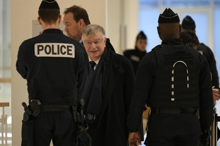 фото Lionel BONAVENTURE / AFP Керівників France Tеlеcom засудили до ув’язнення за доведення працівників до самогубства