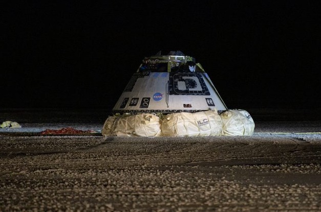 NASA Commercial Crew NASA успішно посадила корабель Starliner в пустелі після невдалого запуску