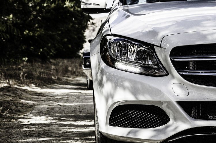 Mercedes-Benz відкликає майже 40 000 автомобілів з китайського ринку Mercedes-Benz відкликає майже 40 000 автомобілів з китайського ринку