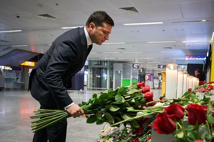 Володимир Зеленський 9 січня оголошено в Україні днем національної жалоби (відеозвернення президента)