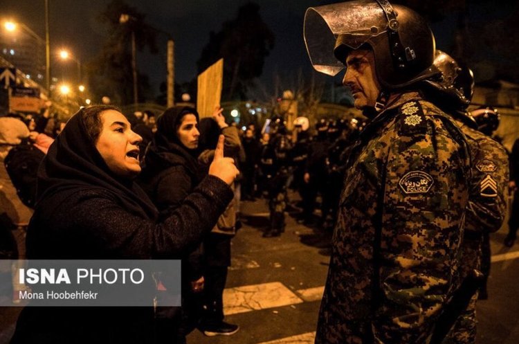 ISNA Photo Трамп підтримав протестувальників в Ірані мовою фарсі