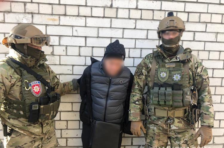 Поліція затримала групу можливих вбивць Окуєвої Поліція затримала групу можливих вбивць Окуєвої