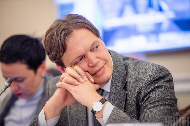Голова Фонду державного майна Дмитро Сенниченко Програма приватизації в Україні на 2020 рік буде представлена у Давосі