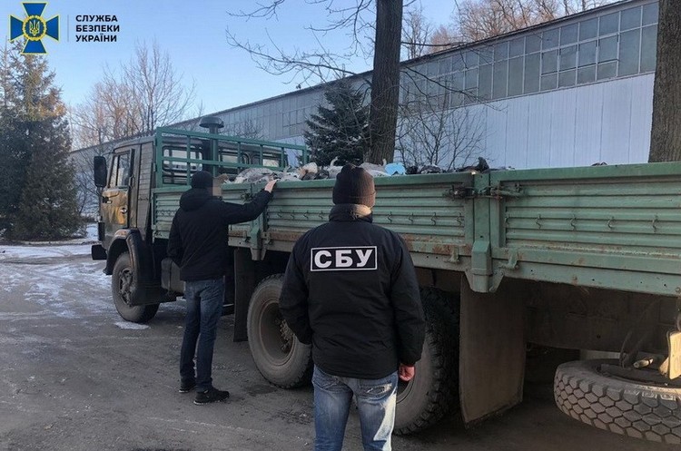 СБУ блокувала розкрадання військового обладнання зі стратегічних підприємств СБУ блокувала розкрадання військового обладнання зі стратегічних підприємств
