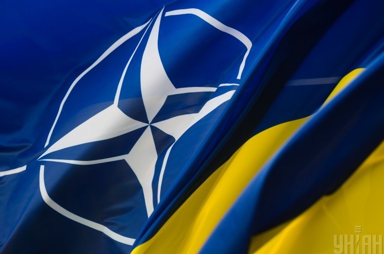 Службовці 52 держустанов навчатимуться за програмою Україна-НАТО Службовці 52 держустанов навчатимуться за програмою Україна-НАТО