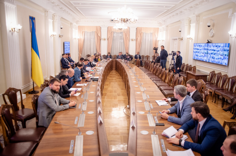Гончарук розповів, до чого призвела боротьба з незаконними АЗС Гончарук розповів, до чого призвела боротьба з незаконними АЗС