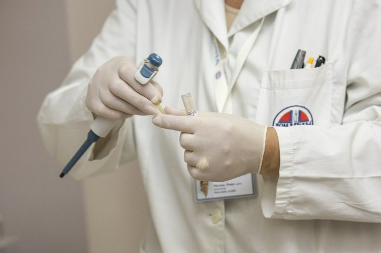 фото DR Від коронавірусу померли вже 427 людей, в Гонконгу масово страйкують лікарі