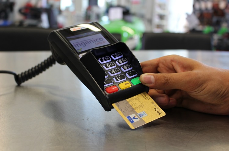 Укрпошта ввела послугу зняття готівки через POS-термінали у відділеннях зв'язку Укрпошта ввела послугу зняття готівки через POS-термінали у відділеннях зв'язку