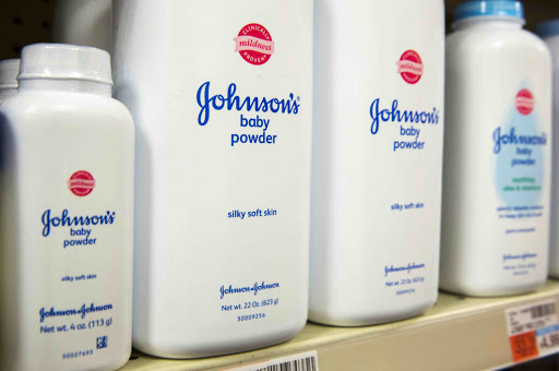 фото DR Johnson & Johnson виплатить майже $200 млн штрафу за азбест в дитячій присипці