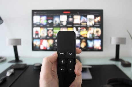 Samsung vs :      Smart TV