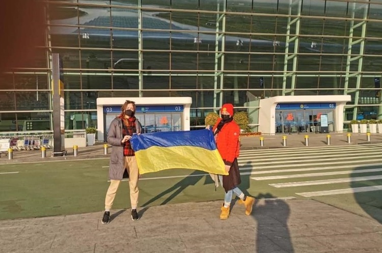 facebook Олексій Данилов За українцями в Ухань нарешті прилетів літак – РНБО