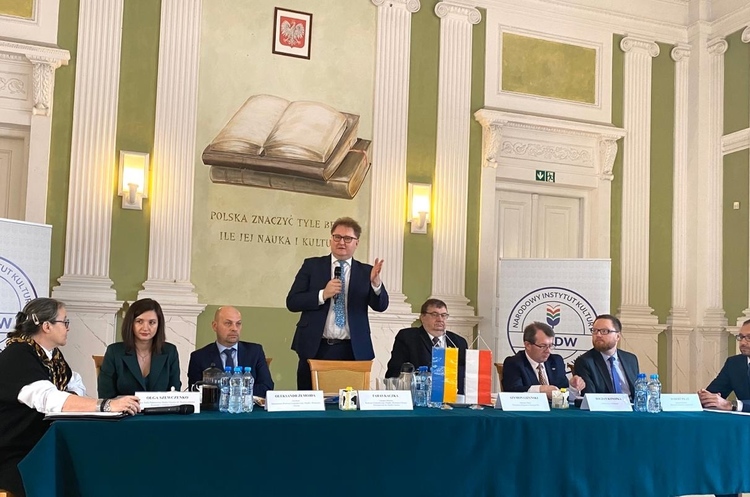 Україна та Польща домовилися про активізацію співпраці у сфері санітарних заходів Україна та Польща домовилися про активізацію співпраці у сфері санітарних заходів