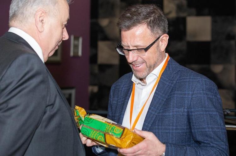 Володимир Череда, голова правління ПрАТ «Київхліб» та Борис Шестопалов. співзасновник HD-group «Ми плануємо збільшення експорту замороженої продукції, перш за все традиційного високорецептурного хліба», – Борис Шестопалов