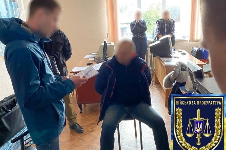https://vppnr.gp.gov.ua Прокуратура затримала на хабарі директора одного з заводів «Укроборонпрому»