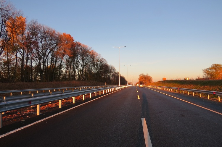 Укравтодор у 2019 році збільшив введення доріг в експлуатацію на 46% Укравтодор у 2019 році збільшив введення доріг в експлуатацію на 46%