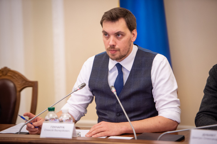 Олексій Гончарук Уряд пропонує щомісяця доплачувати понад 500 грн за більш пізній вихід на пенсію – Гончарук