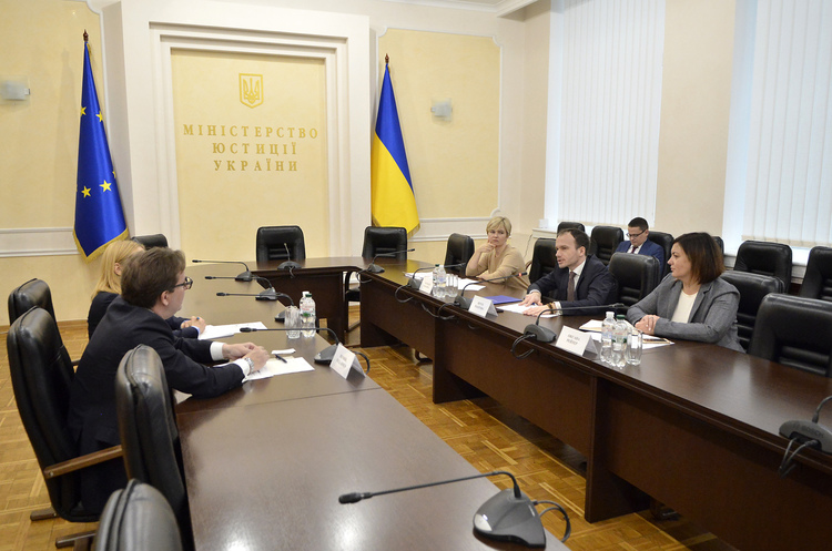 Вища кваліфікаційна комісія анулювала свідоцтва недобросовісним нотаріусам – Мінюст Вища кваліфікаційна комісія анулювала свідоцтва недобросовісним нотаріусам – Мінюст
