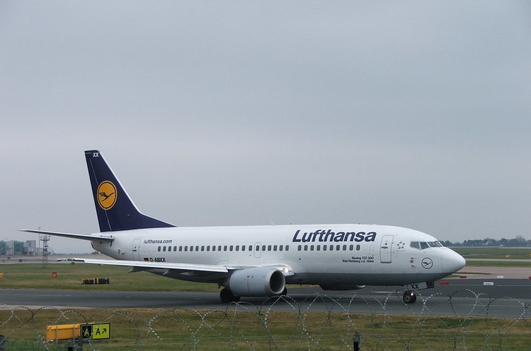 Lufthansa має намір купити найбільшу португальську авіакомпанію Lufthansa має намір купити найбільшу португальську авіакомпанію