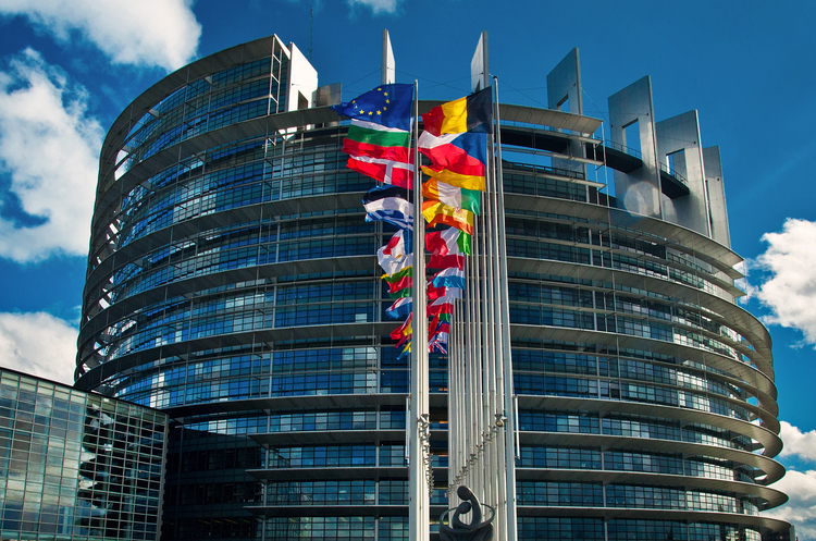 фото Shutterstock У Європарламенті не відбудеться «Український тиждень» через коронавірус