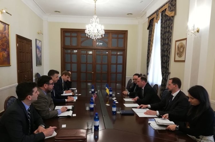Україна та США узгодили проєкт у сфері кібербезпеки вартістю в $38 млн Україна та США узгодили проєкт у сфері кібербезпеки вартістю в $38 млн