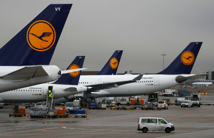 фото DR Lufthansa скасовує половину всіх авіарейсів через поширення коронавірусу
