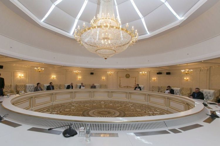 Про прямі переговори з так званими ОРДЛО мова не йде — Єрмак Про прямі переговори з так званими ОРДЛО мова не йде — Єрмак