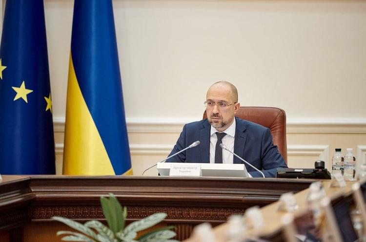 фото DR Україна звернеться до МВФ за допомогою, пенсіонерам можуть виплатити по 1000 грн