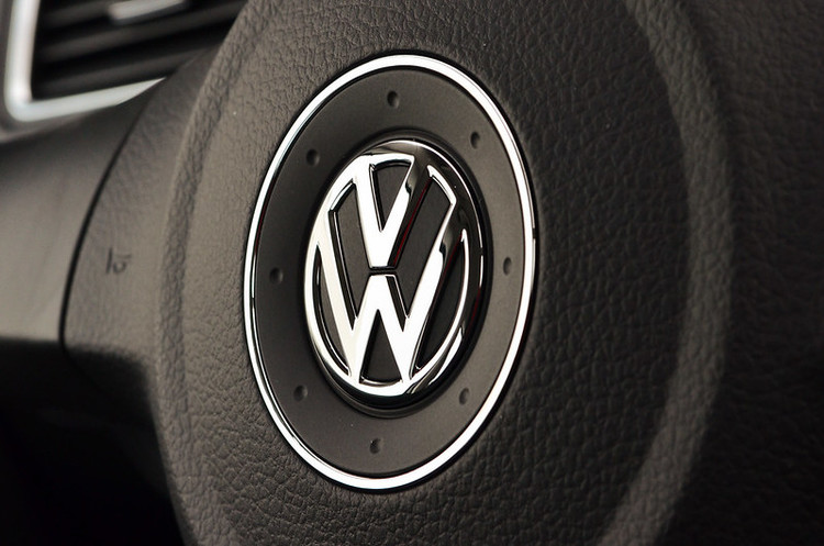 Volkswagen призупинить виробництво в Європі Volkswagen призупинить виробництво в Європі