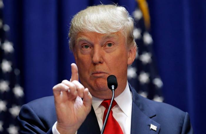 Дональд Трамп Трамп наполіг на прийнятті пакету допомоги в $1 трлн