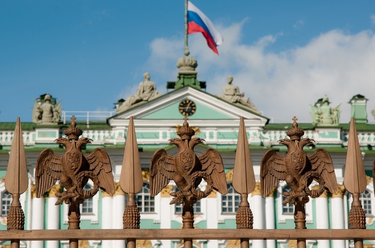 Російські депутати вирішили підрахувати, скільки коштів закордонні ЗМІ витрачають на наклеп про РФ Російські депутати вирішили підрахувати, скільки коштів закордонні ЗМІ витрачають на наклеп про РФ