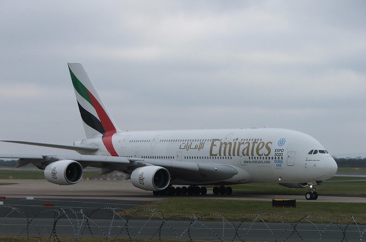 Emirates повністю припиняє пасажирські перевезення на два тижні Emirates повністю припиняє пасажирські перевезення на два тижні