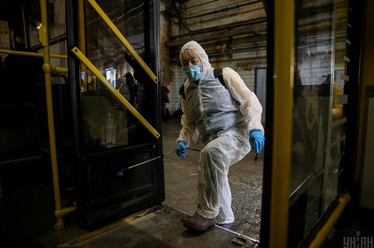 В Україні зафіксовано 62 нові випадки COVID-19 за добу В Україні зафіксовано 62 нові випадки COVID-19 за добу