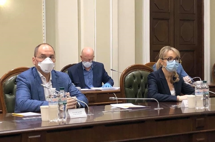 Міністр охорони здоров’я і міністр фінансів подали у відставку – Геращенко
