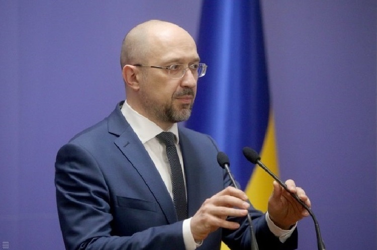 Денис Шмигаль Україна не може не працювати півроку – Шмигаль