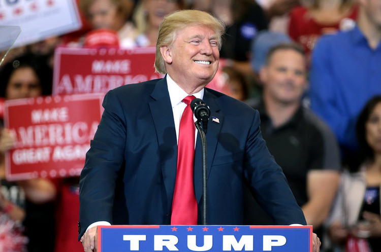 Дональд Трамп Саудівська Аравія та РФ погодяться скоротити видобуток нафти на 10 млн барелів на добу – Трамп