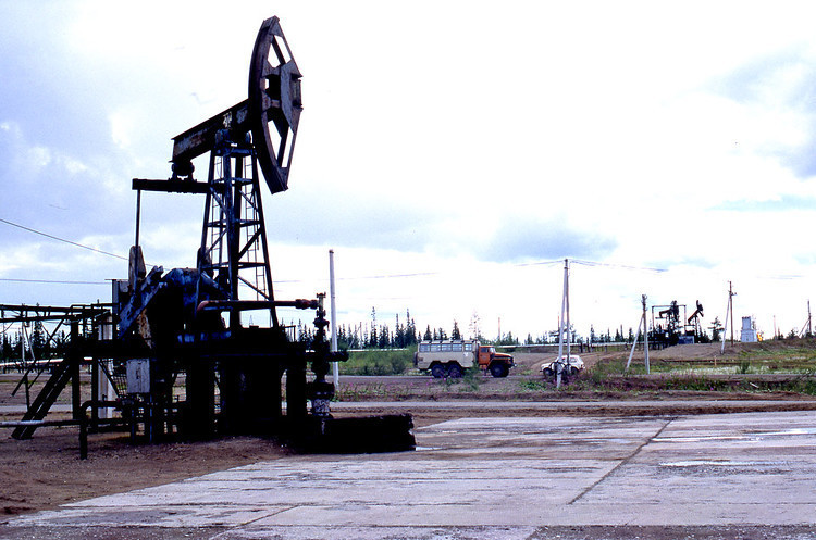 Ціни на нафту ростуть в очікуванні на зустріч ОПЕК+ Ціни на нафту ростуть в очікуванні на зустріч ОПЕК+