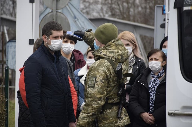 Заборона виходити на вулицю носить рекомендаційний характер – Нацполіція Заборона виходити на вулицю носить рекомендаційний характер – Нацполіція