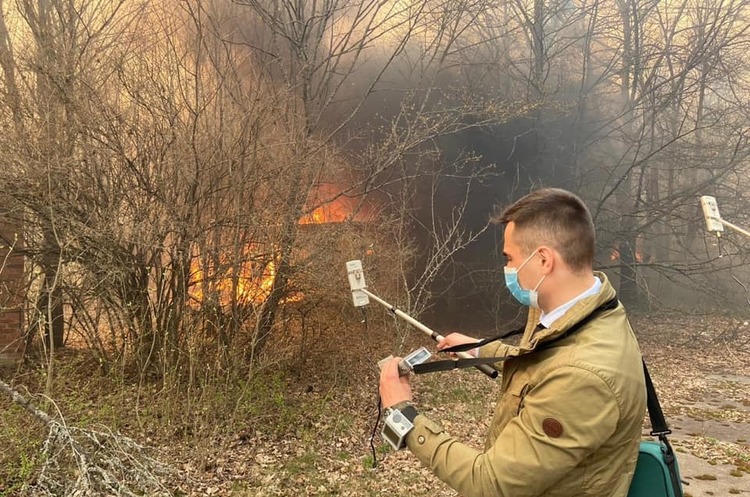 Пожежу в Зоні відчуження Чорнобильської АЕС вдалося загасити – Фірсов Пожежу в Зоні відчуження Чорнобильської АЕС вдалося загасити – Фірсов