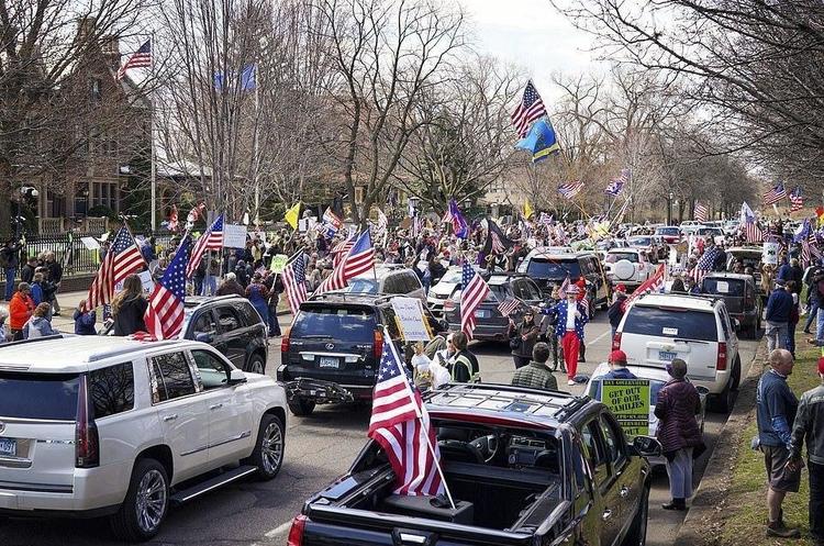 фото DR У США прихильники Трампа вийшли на протести проти карантину