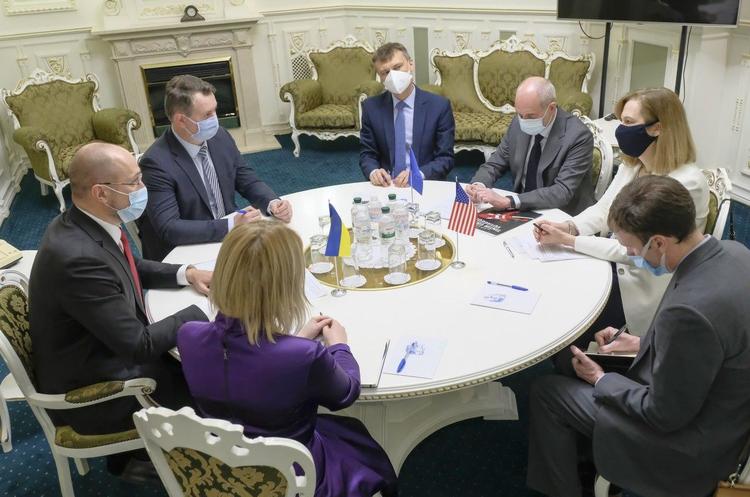фото kmu.gov.ua Кабмін пояснив, на яких умовах відправить українських заробітчан за кордон