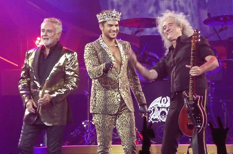 Queen + Adam Lambert «You are the champions»: Queen і Адам Ламберт присвятили лікарям кавер відомої пісні(ВІДЕО)