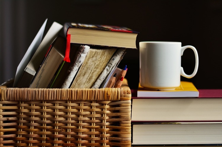 Вне карантина: 5 книг о реальном и вымышленном мире Вне карантина: 5 книг о реальном и вымышленном мире