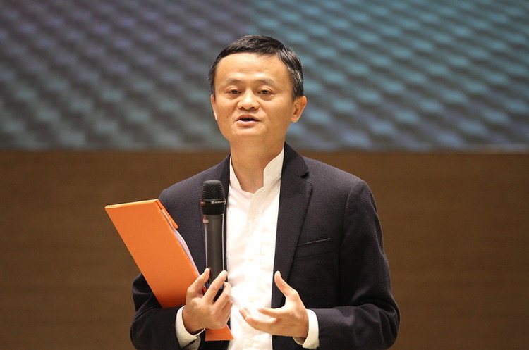 Джек Ма Засновник Alibaba Джек Ма йде з ради директорів SoftBank