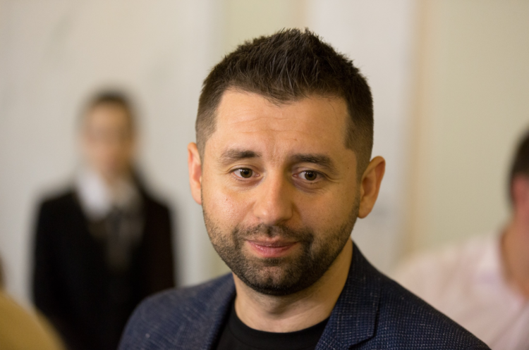 Давид Арахамія Рада може легалізувати гральний бізнес до кінця травня — голова фракції «Слуга народу»