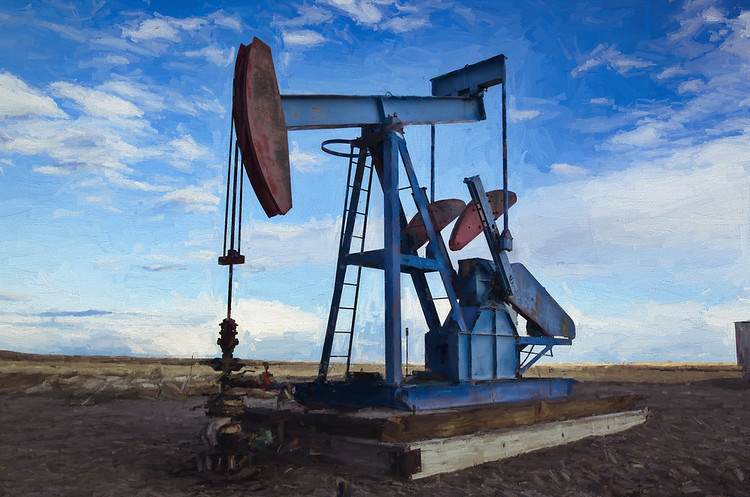 Нафта продовжує дешевіти на тлі неочікуваного росту запасів у США Нафта продовжує дешевіти на тлі неочікуваного росту запасів у США