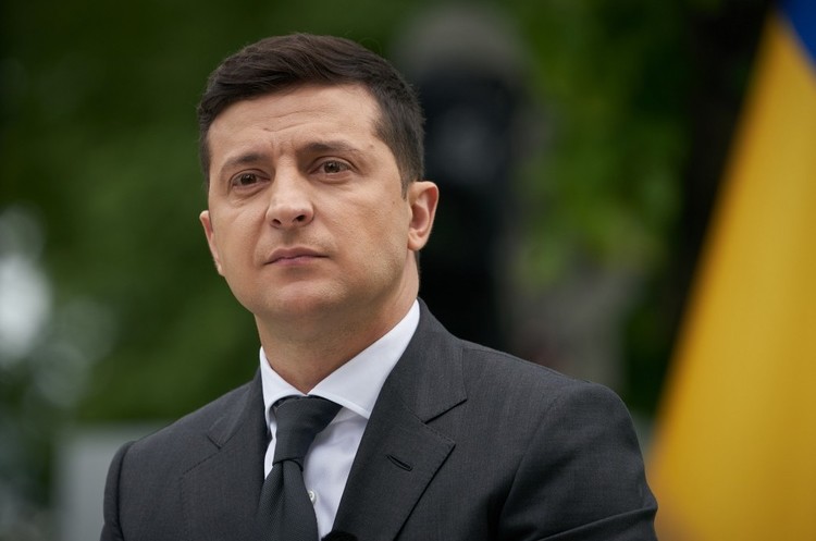 Володимир Зеленський Доходи Зеленського та його родини за 2019 рік склали 28,6 млн грн