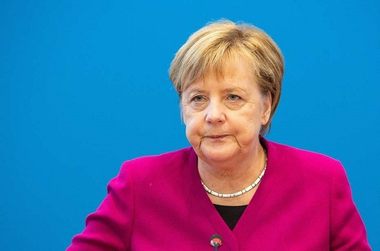 фото EPA-EFE-OMER MESSINGER Меркель відмовилася від запрошення Трампа приїхати на саміт G7
